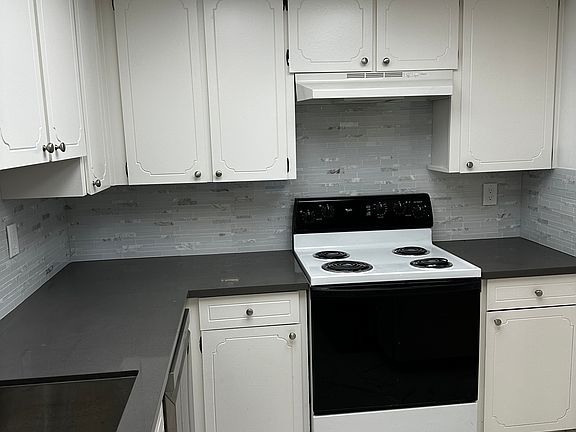 5th image of 756 Neptune Ln