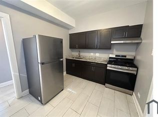 618 E 71st St, Chicago, IL 60619