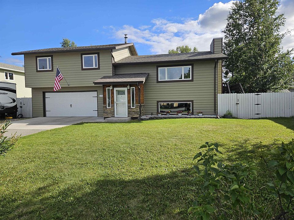 1st image of 2511 Riverview Dr