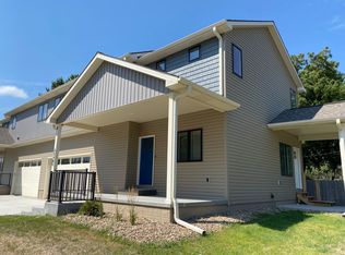 3548 R St #1041, Lincoln, NE 68503