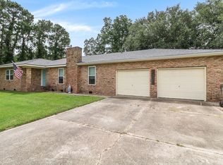 2110 Coteau Rd, New Iberia, LA 70560