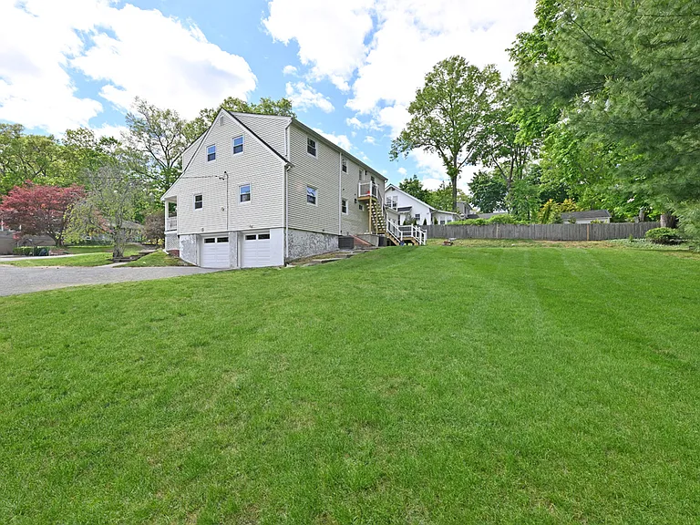 190 Madison Ave #1 — Photo 19
