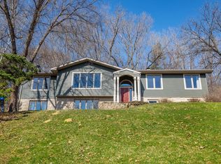 N4427 Meadow Wood Rd, Onalaska, WI 54650