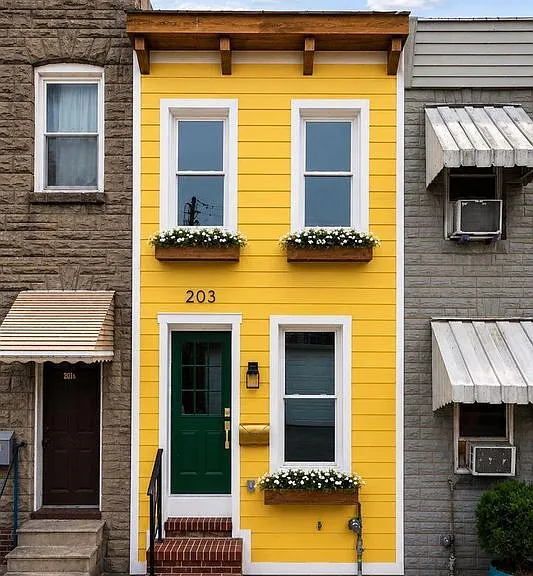 203 S Madeira St — Photo 2