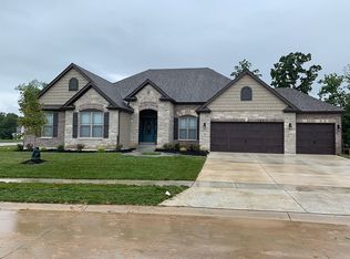 201 Haver Hill Dr, Lake Saint Louis, MO