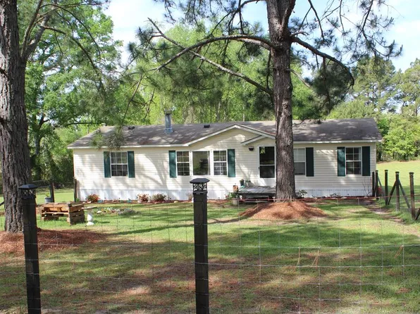 3203 Worth County Line Rd, Albany, GA 31705