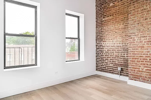 Rented by Charney Real Estate LLC | media 6