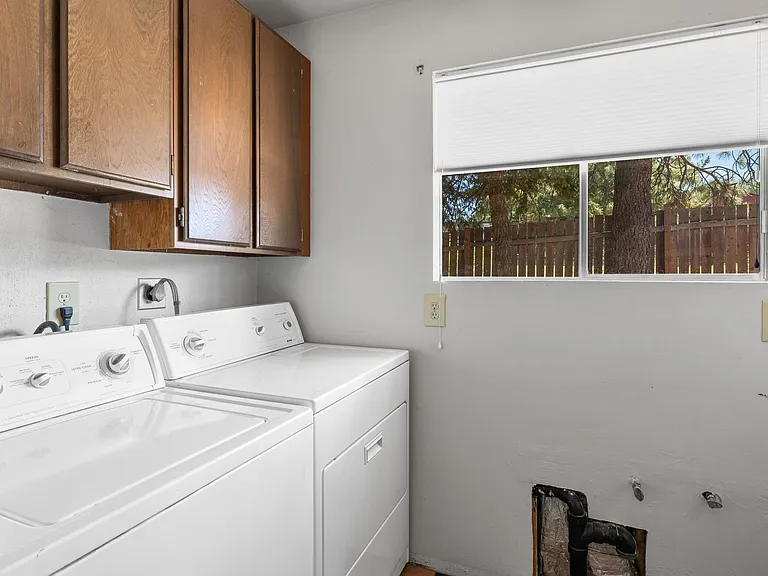 250 Morrison Canyon Ln — Photo 14