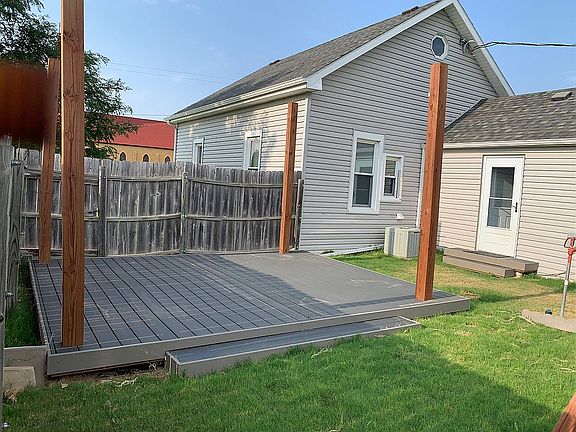 Compost deck