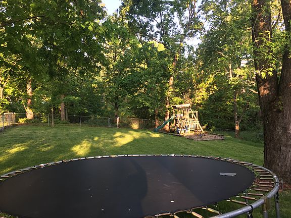 2nd image of 1215 Pondarosa Dr