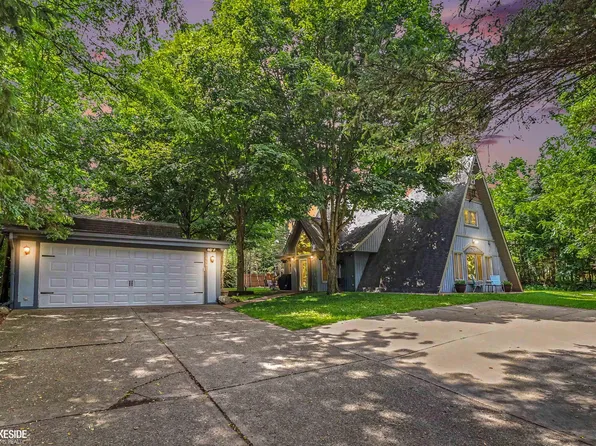 4691 Camelina St, Commerce Township, MI 48382