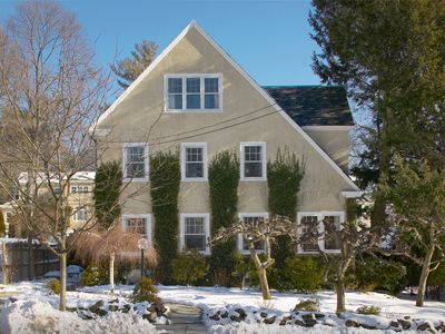 119 Russell Ave, Watertown, MA, 02472