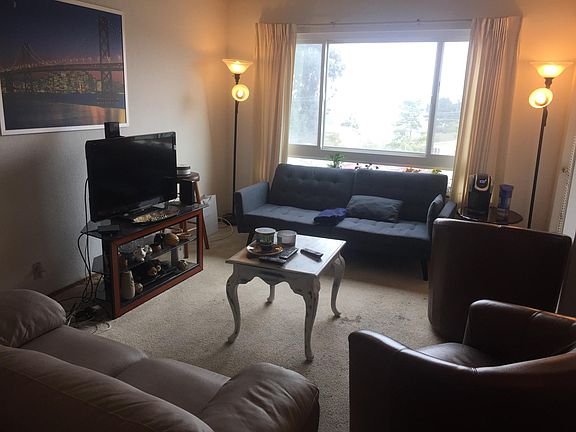 5th image of 101 Eastmoor Ave APT 218