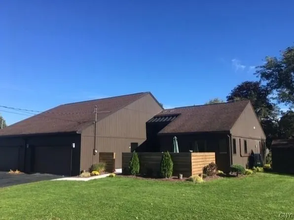(undisclosed Address), Clinton, NY 13323
