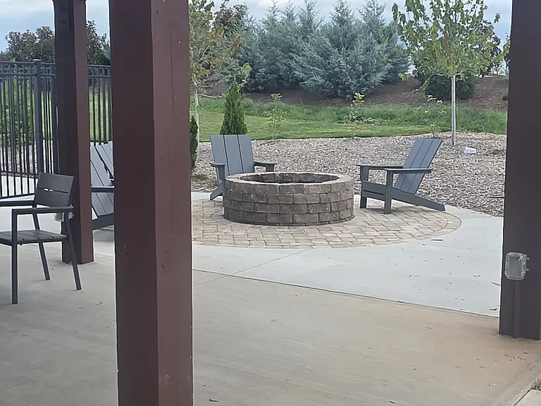 1744 Hidalgo Dr — Photo 24