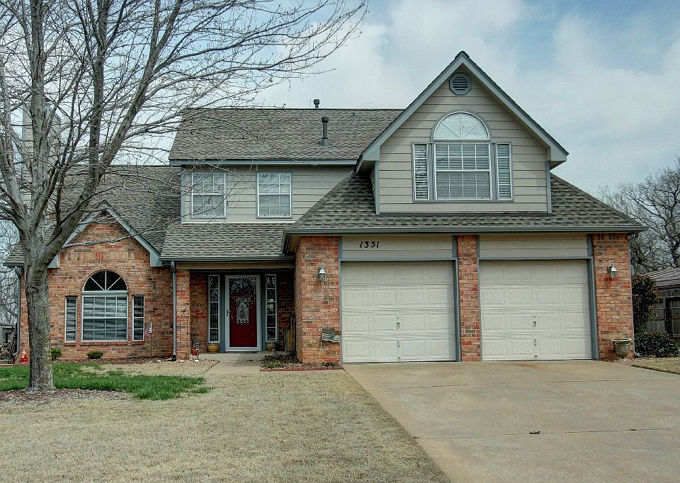 1st image of 1351 Aspen Ln
