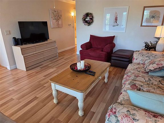 4th image of 11225 82nd Ave APT 309