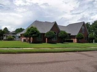 700 E Harpers Ferry Dr, Collierville, TN 38017