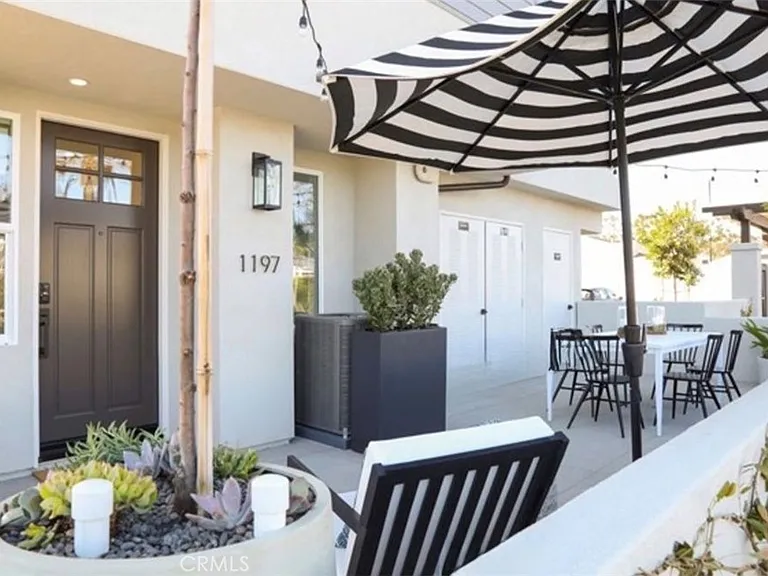 1197 Winslow Ln — Photo 1