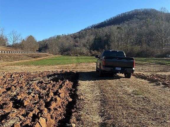 2nd image of 0 Old Fort Sugar Hill Rd