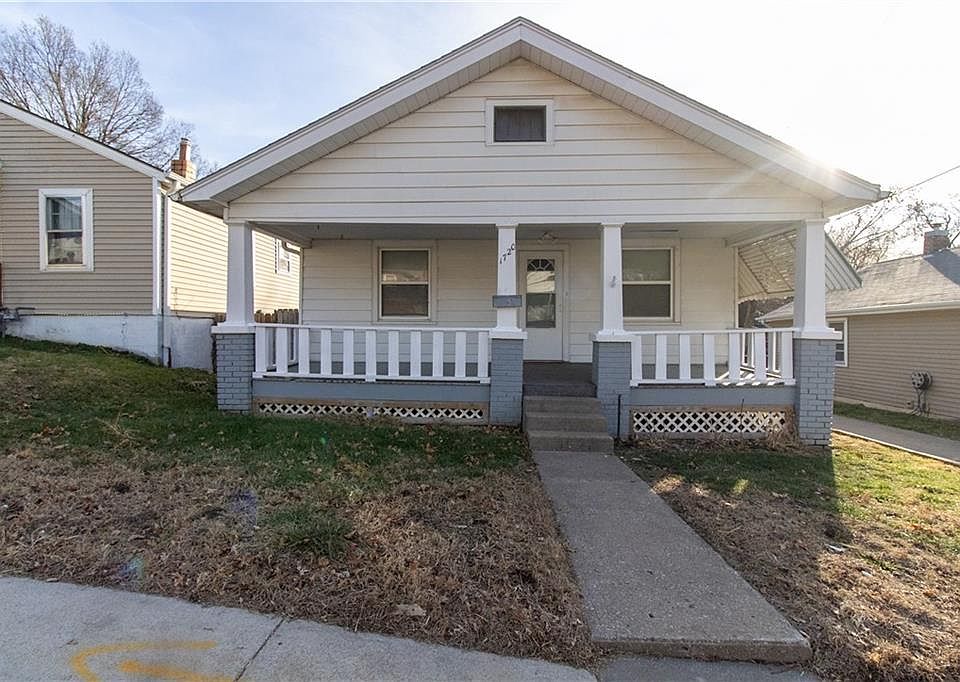 1st image of 1720 Sacramento St