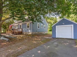 156 4th St, Somerset, MA 02726