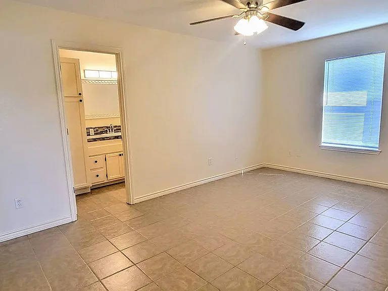 512 S Pearl St #B — Photo 18