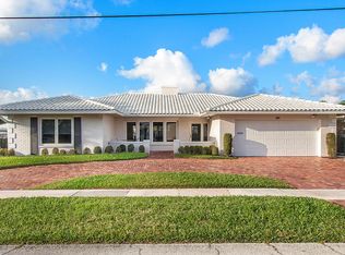 691 Elm Tree Ln, Boca Raton, FL 33486