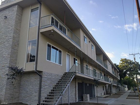 2nd image of 501 Marlborough Ave APT 203