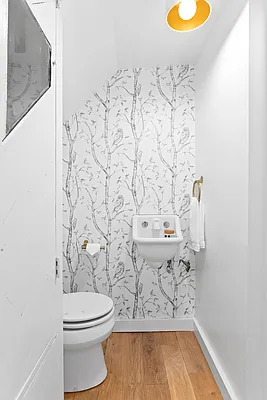 Sold by Compass | media 5