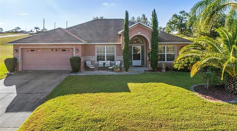 1st image of 1024 Lakeview Oaks Dr