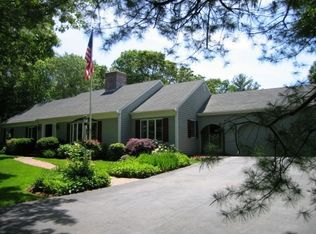 46 Admirals Ln, Osterville, MA 02655