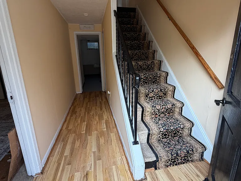 2794 Patrick Henry Dr — Photo 1