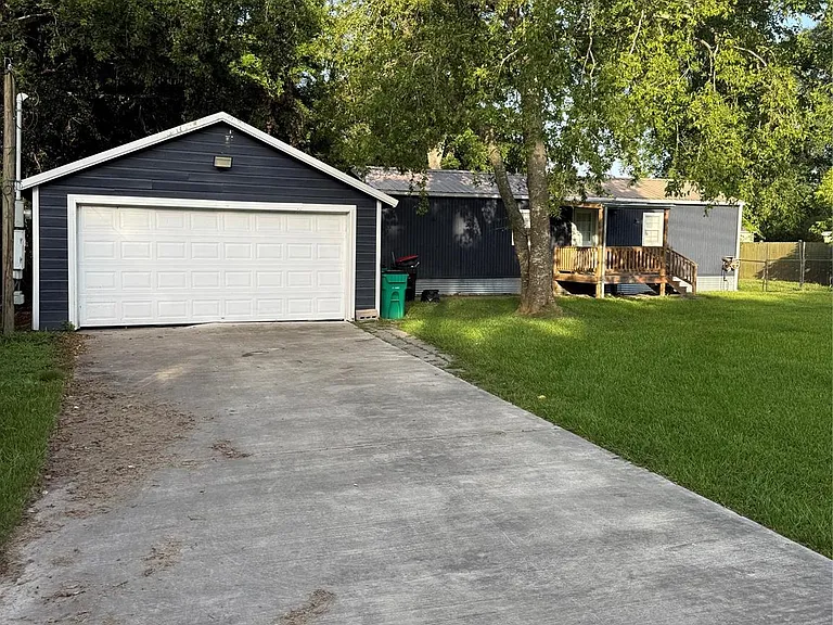 2406 Kilgore Rd — Photo 4