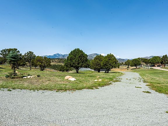 4th image of 109 Sandesta Dr