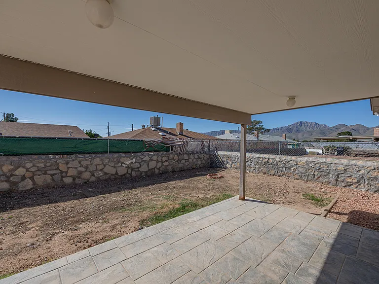 5728 Mackerel Ln — Photo 18