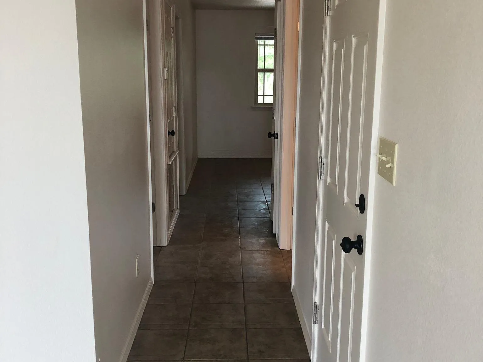 2 bed, $950 — Photo 4