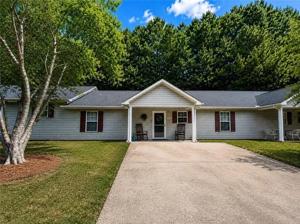 175 Jacobs Way APT C, Jasper, GA 30143