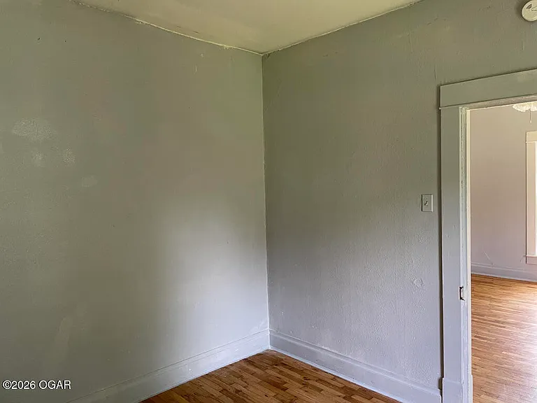 1417 Crow St — Photo 15