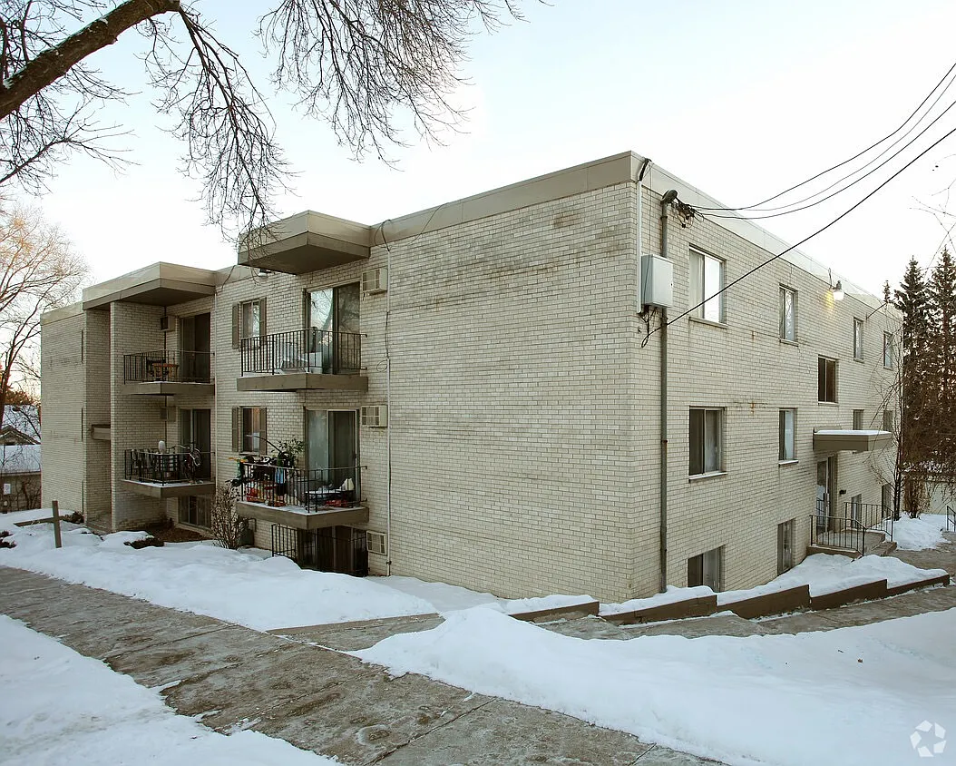 756 Hall Ave - H101 — Photo 4