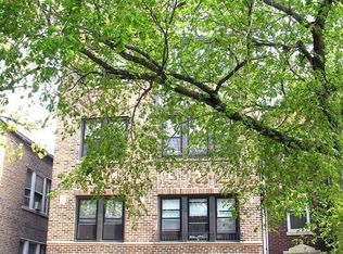 4909 N Janssen Ave #P-2, Chicago, IL 60640