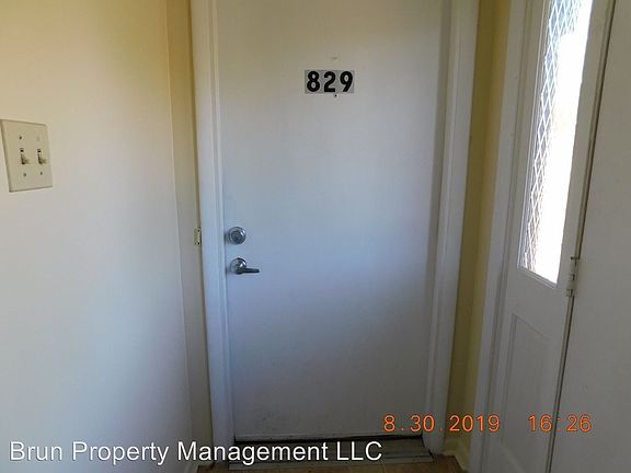 4th image of 829 Sky Blue Dr