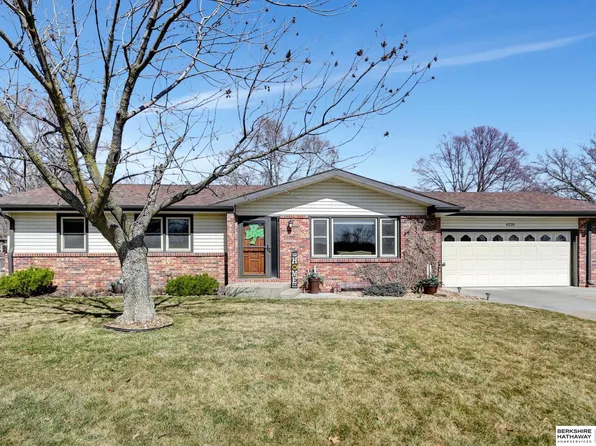 4220 Fran Ave, Lincoln, NE 68516