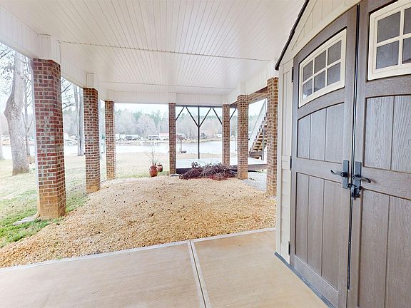 2nd image of 1964 White Rd