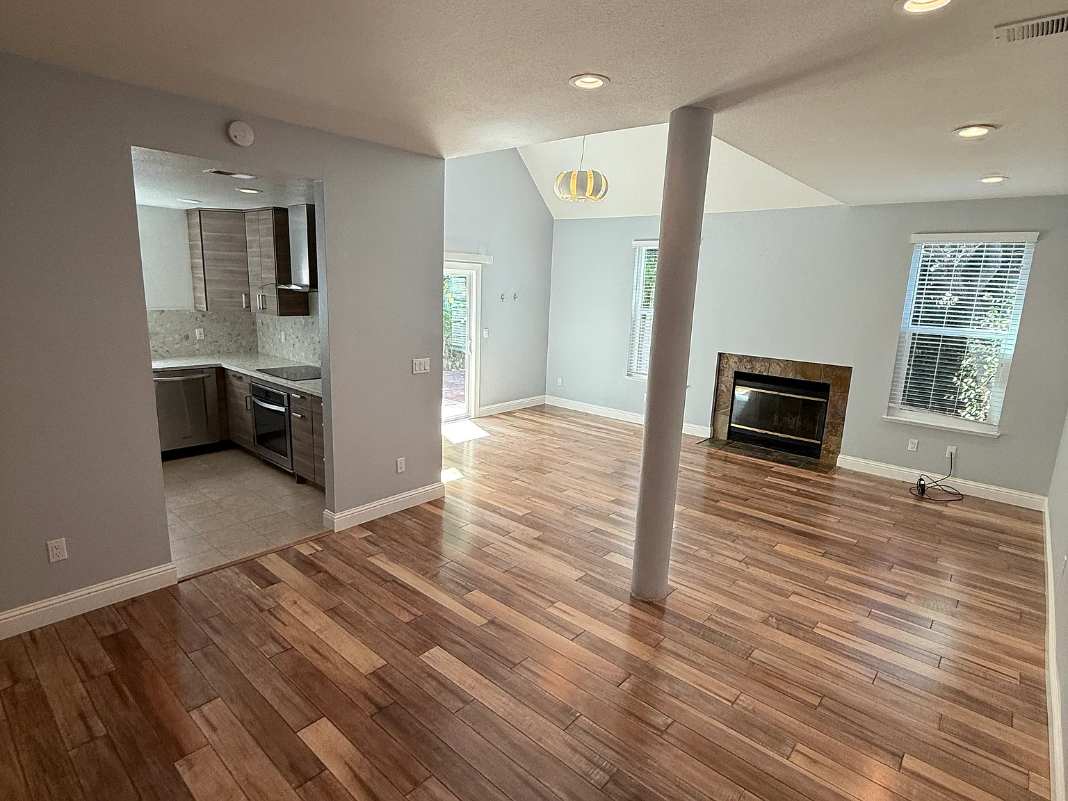 432 Saint Emilion Ct — Photo 4