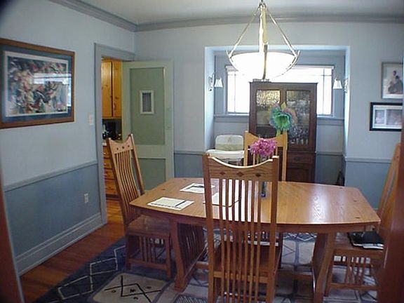 Formal Dining, Bay Window