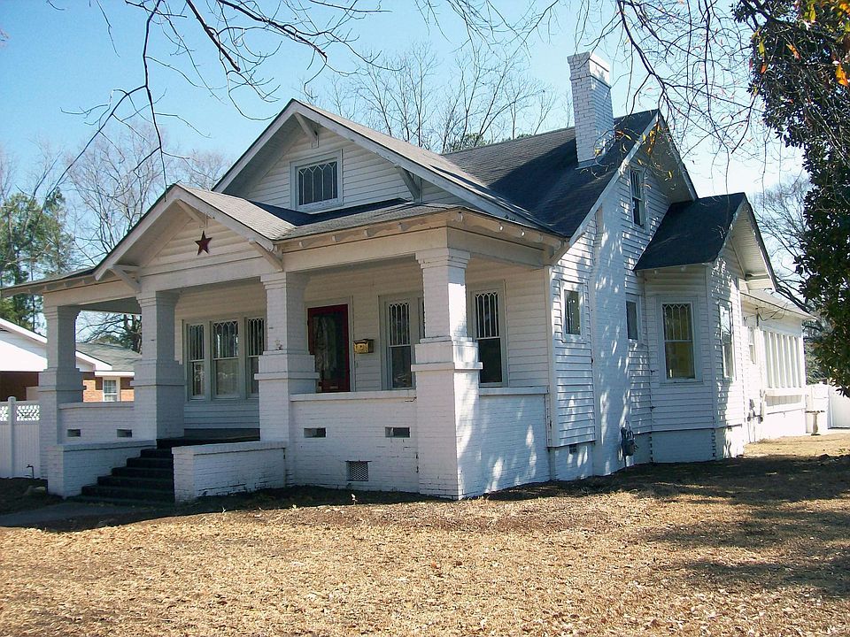 202 N. Green Street Selma NC 27576