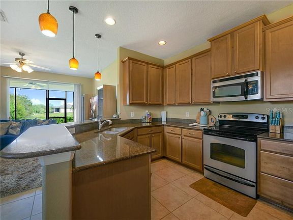 5th image of 5929 Coquyt Dr #2