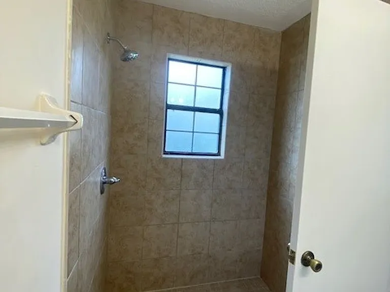 19 Woodston Ln — Photo 22