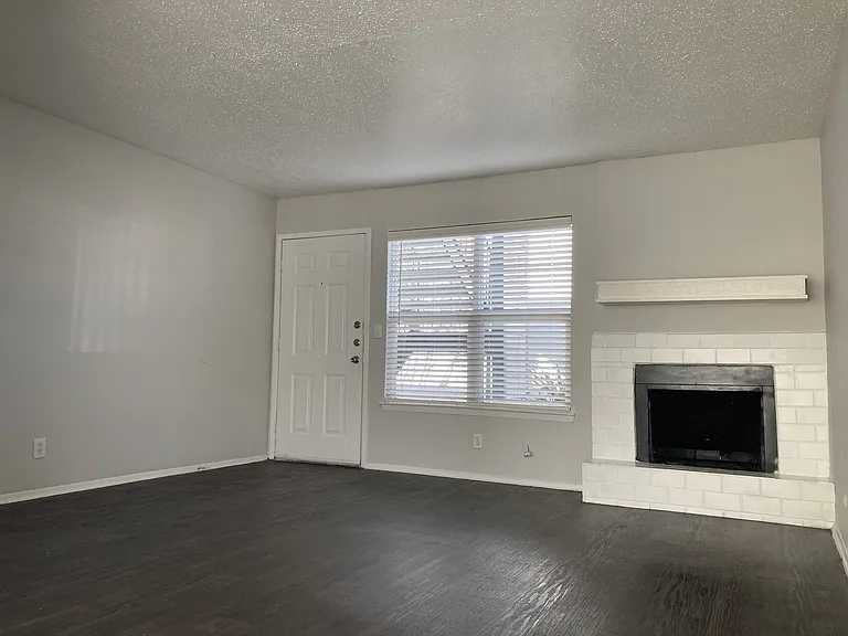 Summerwind Apartments — Photo 18